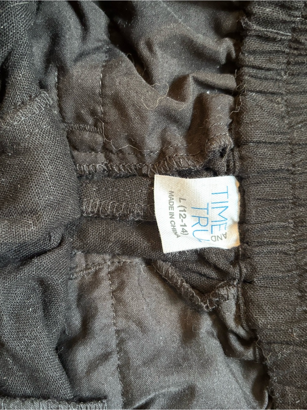 Time and Tru Black Women's Dressy Shorts - Picture 2 of 2
